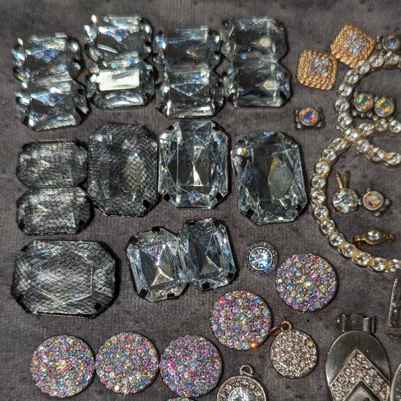 L1071 Rhinestone Pendant/Jewelry Findings Lot 2860 - Picture 5 of 5